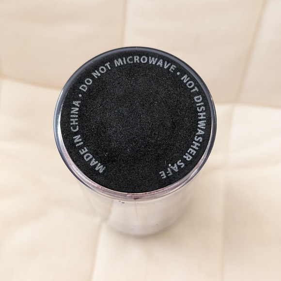 Hello Kitty Glitter Tumbler - Picture 6 of 6